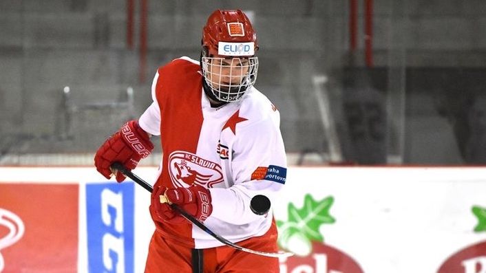 Slávistický obránce Weitz prohrál boj s těžkou nemocí. Bylo mu pouhých dvacet let